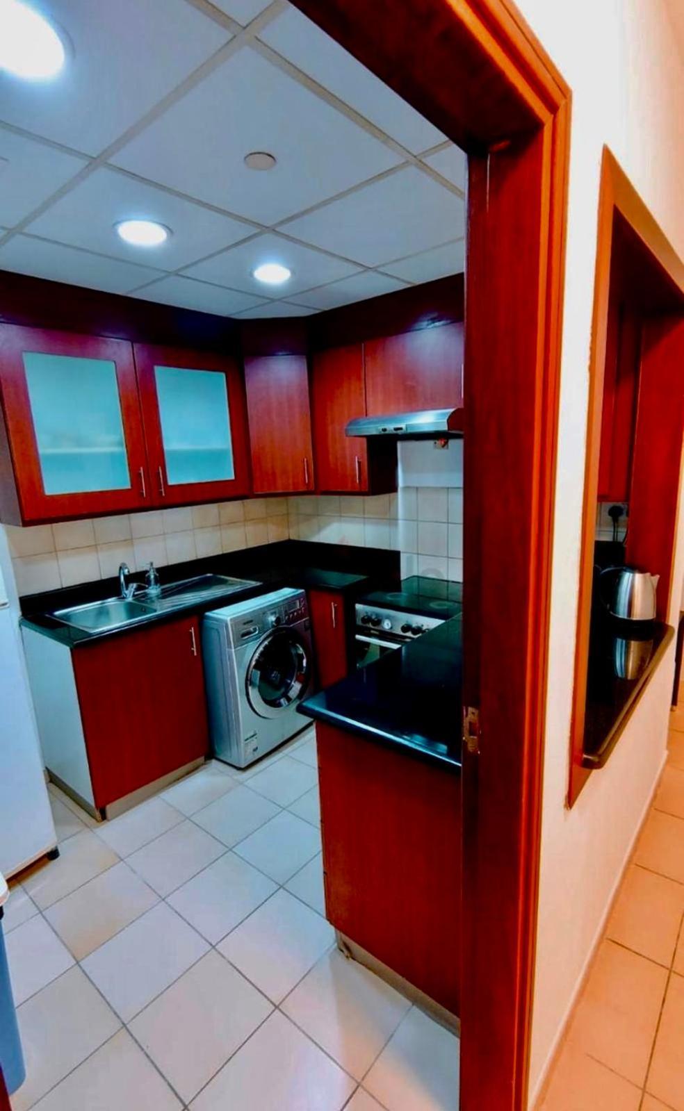 فندق Four Stars Dubai Marina Jbr المظهر الخارجي الصورة