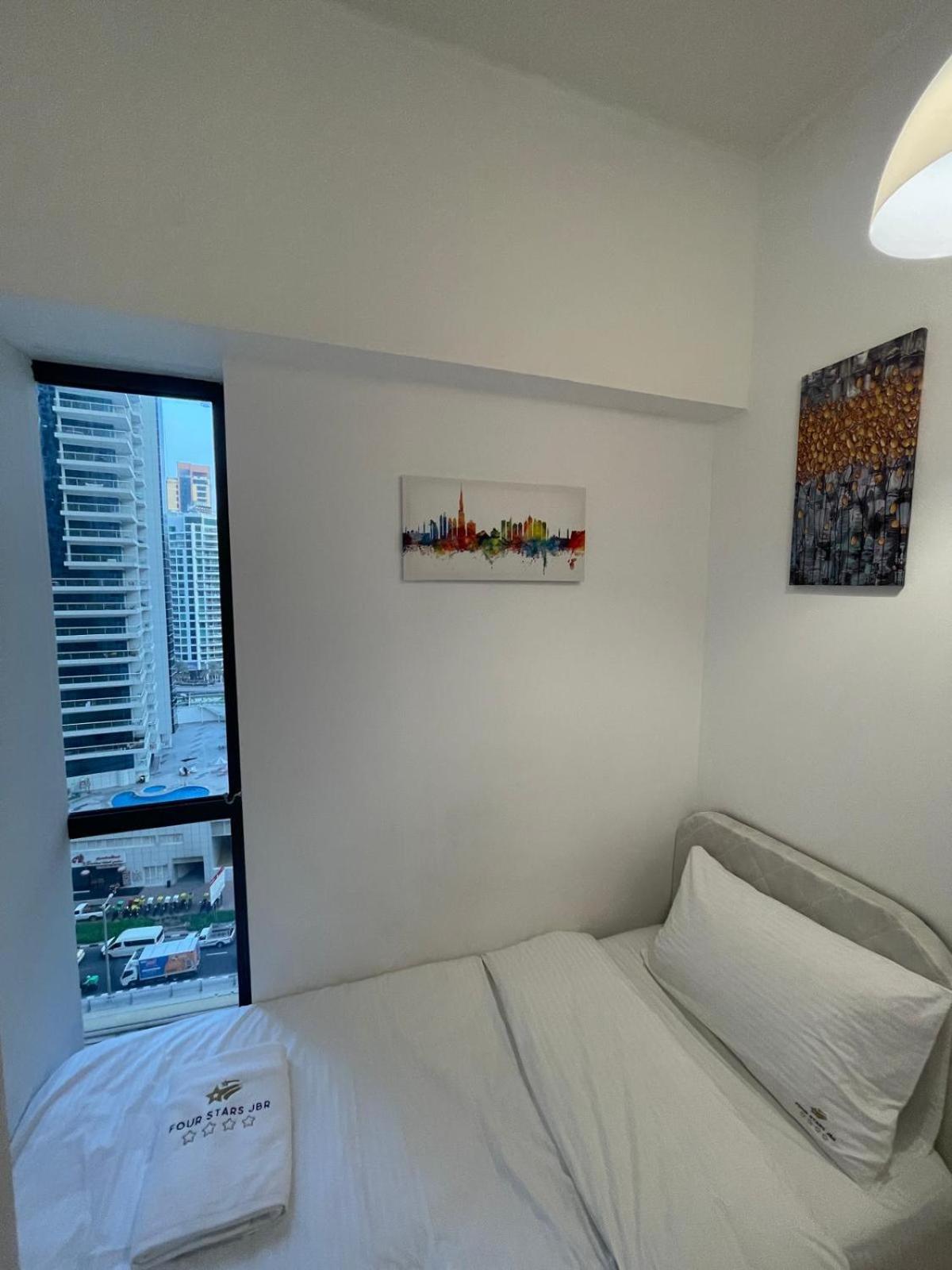 فندق Four Stars Dubai Marina Jbr المظهر الخارجي الصورة