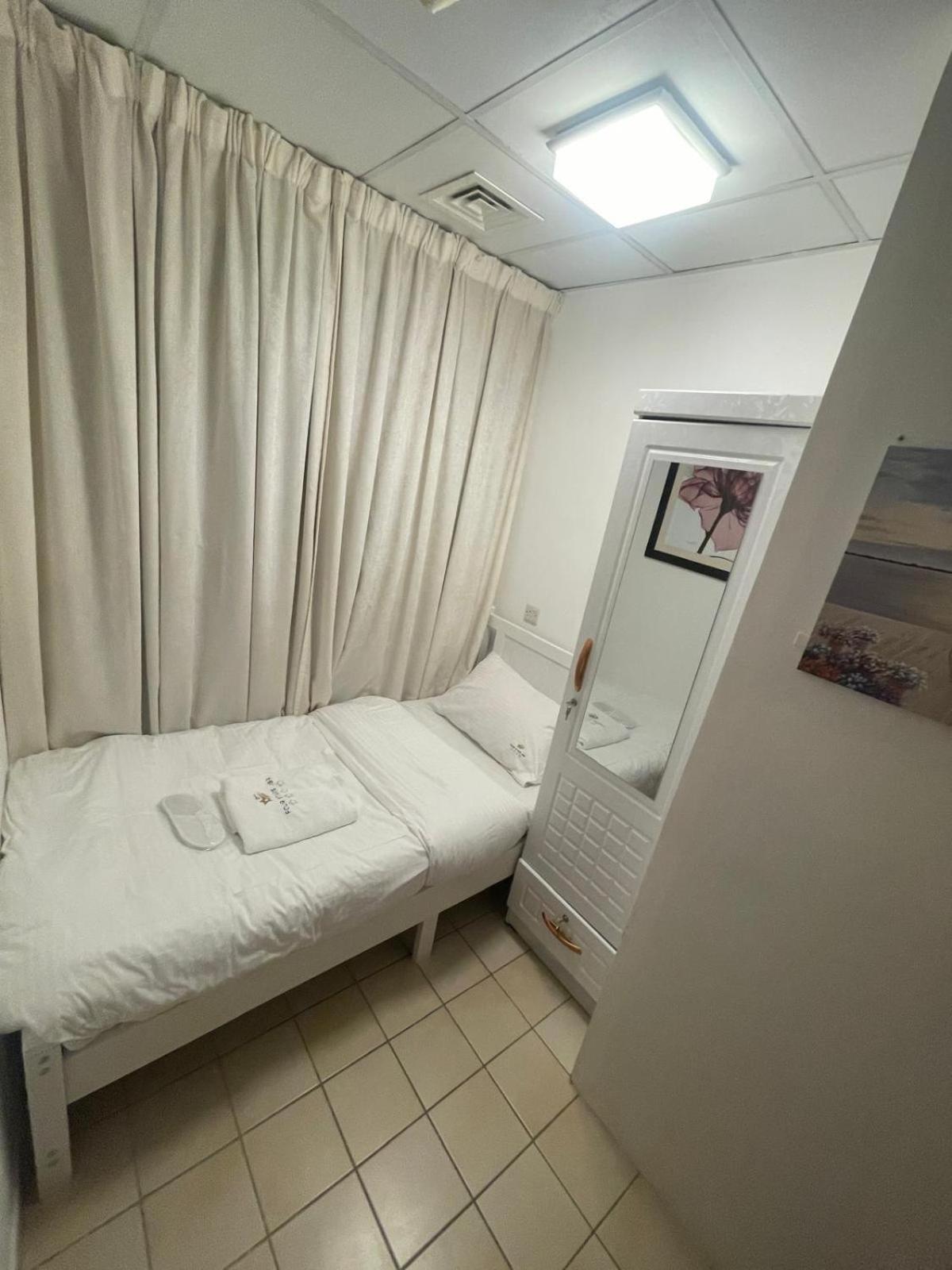 فندق Four Stars Dubai Marina Jbr المظهر الخارجي الصورة