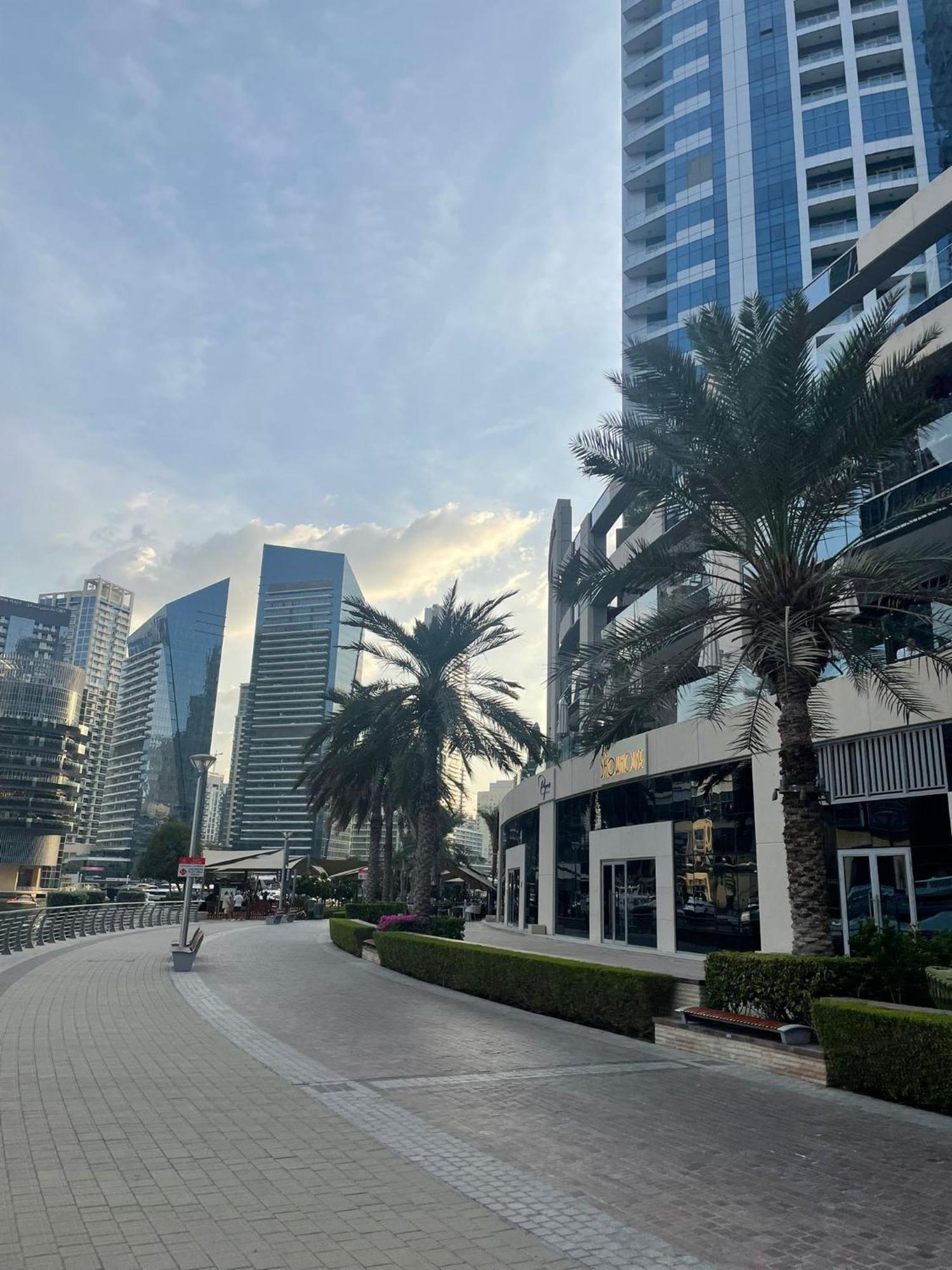 فندق Four Stars Dubai Marina Jbr المظهر الخارجي الصورة